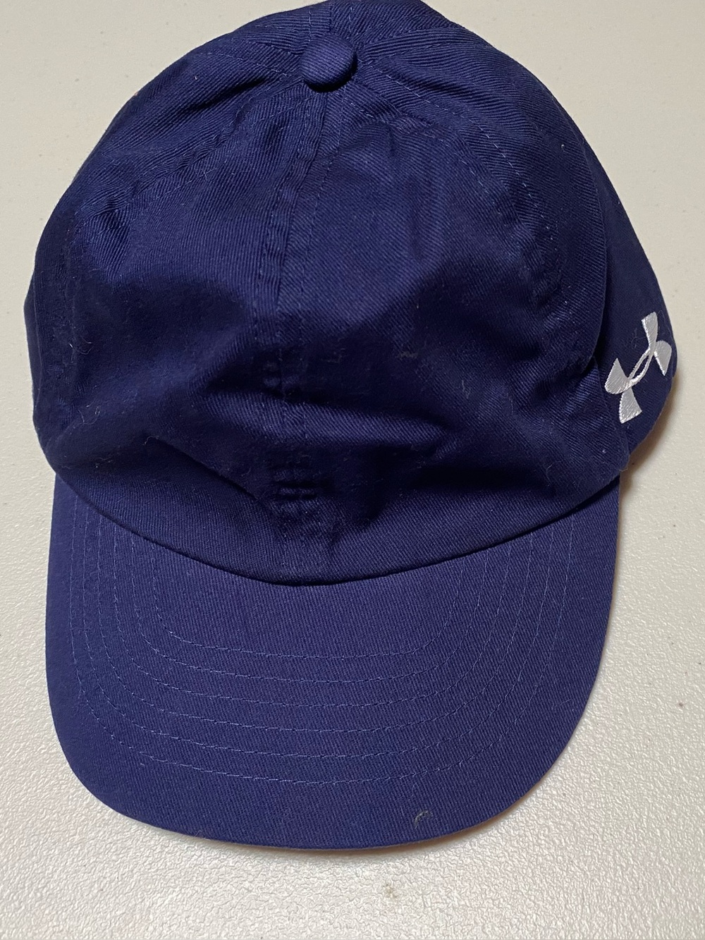 Brand New Under Armour Deep Navy Curved Bill Cap with White Logo Unsex Size